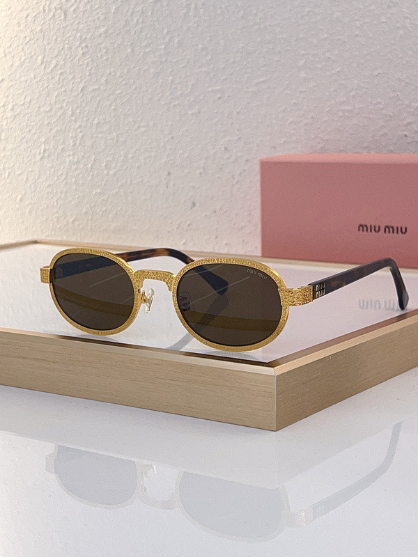 Miu Miu Sunglasses AAAA-924