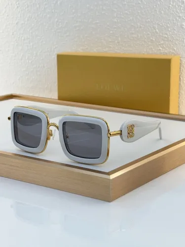 Loewe Sunglasses AAAA-435