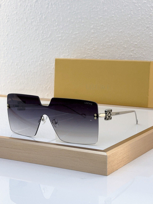 Loewe Sunglasses AAAA-392