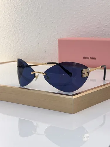 Miu Miu Sunglasses AAAA-976