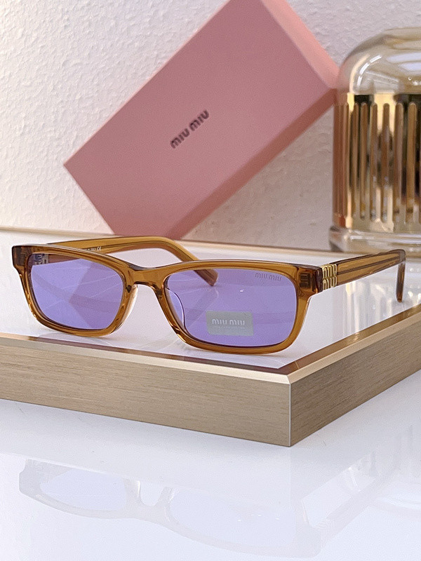 Miu Miu Sunglasses AAAA-990