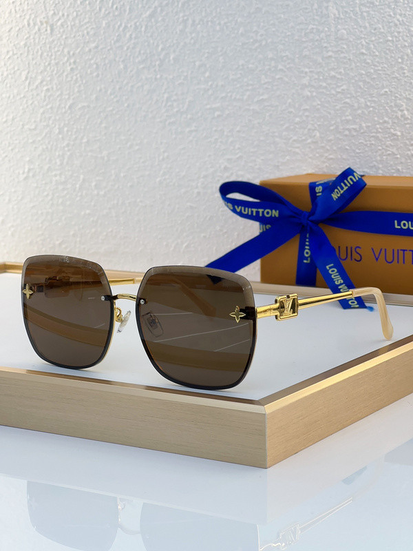 LV Sunglasses AAAA-4561