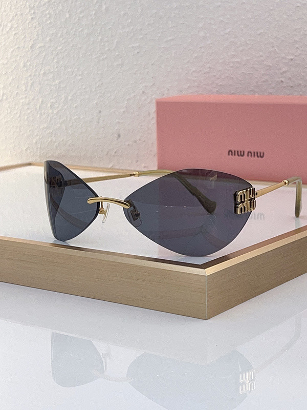 Miu Miu Sunglasses AAAA-974