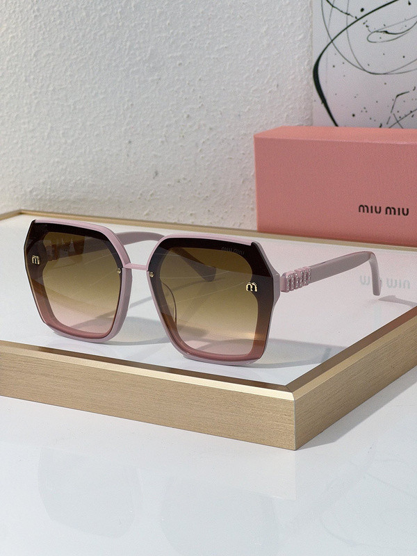 Miu Miu Sunglasses AAAA-954