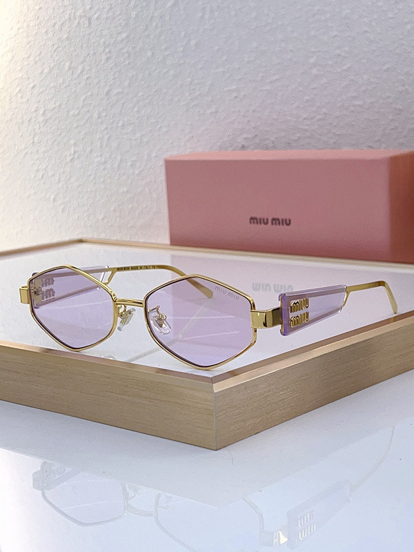 Miu Miu Sunglasses AAAA-971