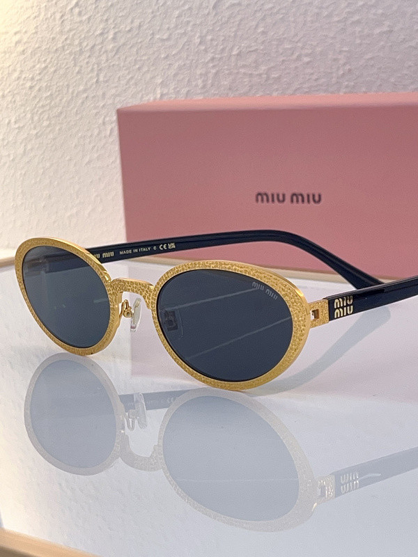 Miu Miu Sunglasses AAAA-919