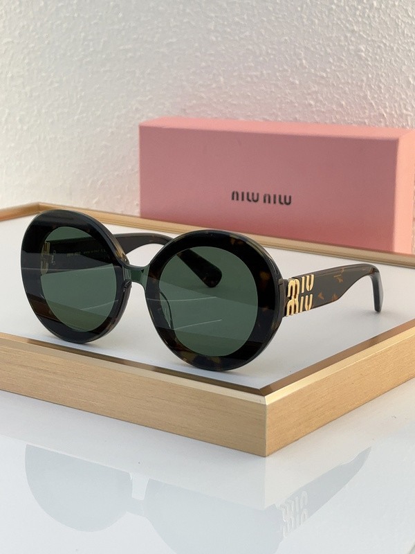 Miu Miu Sunglasses AAAA-937