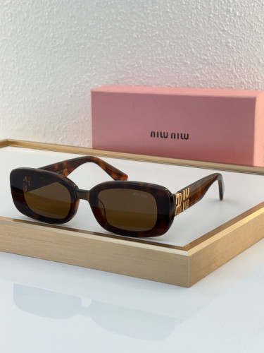 Miu Miu Sunglasses AAAA-939