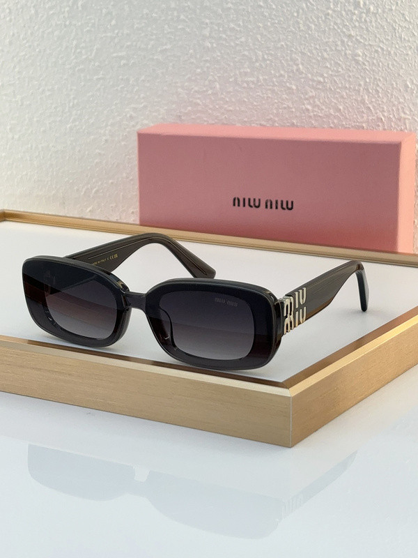 Miu Miu Sunglasses AAAA-940