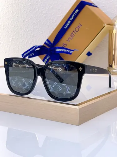 LV Sunglasses AAAA-4298