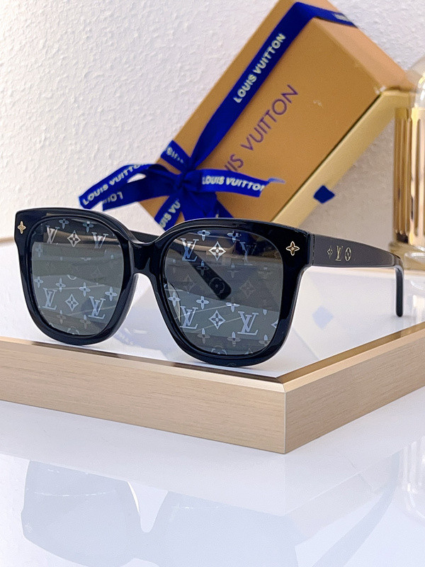 LV Sunglasses AAAA-4298