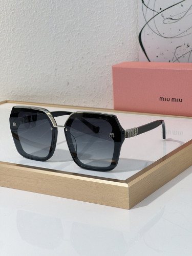 Miu Miu Sunglasses AAAA-952