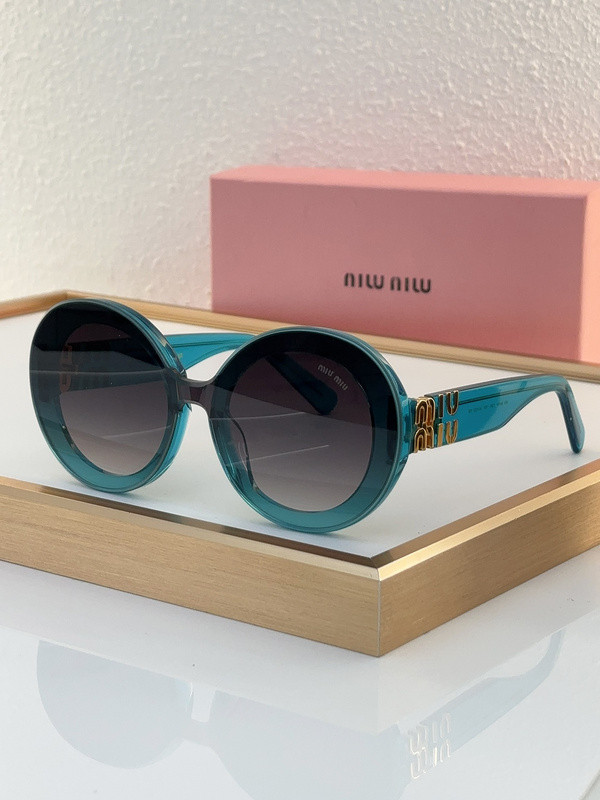 Miu Miu Sunglasses AAAA-935