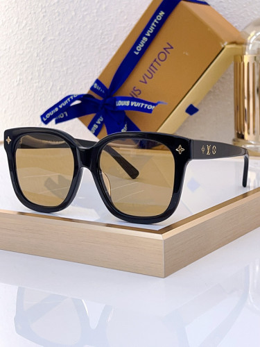 LV Sunglasses AAAA-4301