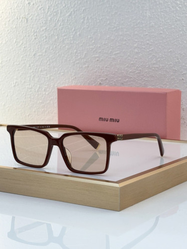 Miu Miu Sunglasses AAAA-1026