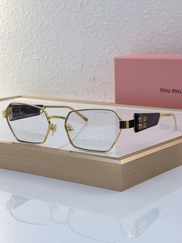 Miu Miu Sunglasses AAAA-960