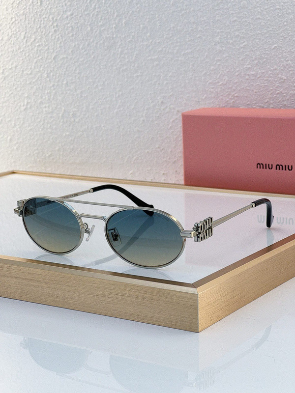 Miu Miu Sunglasses AAAA-1072