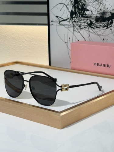 Miu Miu Sunglasses AAAA-1053