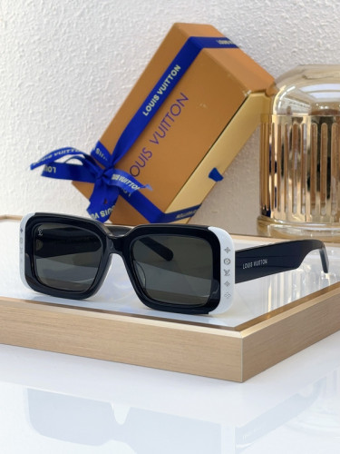 LV Sunglasses AAAA-4390