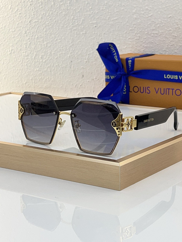 LV Sunglasses AAAA-4568