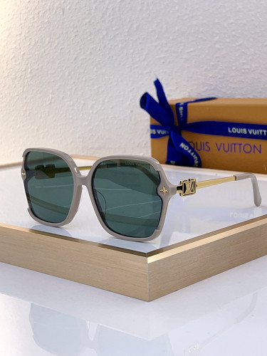 LV Sunglasses AAAA-4314