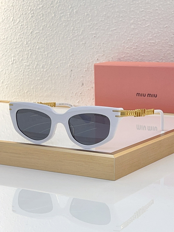 Miu Miu Sunglasses AAAA-999