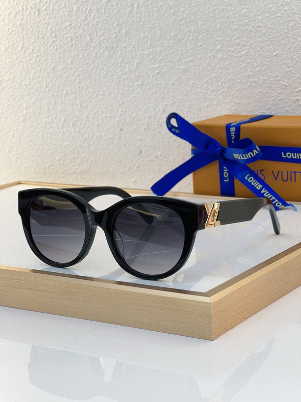 LV Sunglasses AAAA-4533