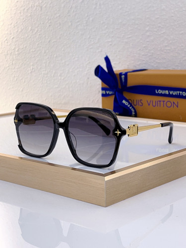 LV Sunglasses AAAA-4313