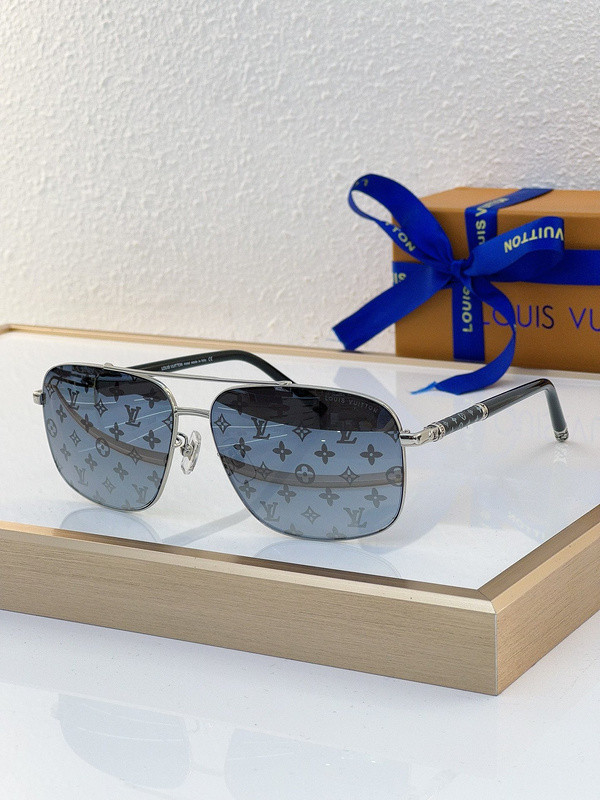 LV Sunglasses AAAA-4338