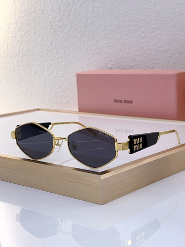 Miu Miu Sunglasses AAAA-968