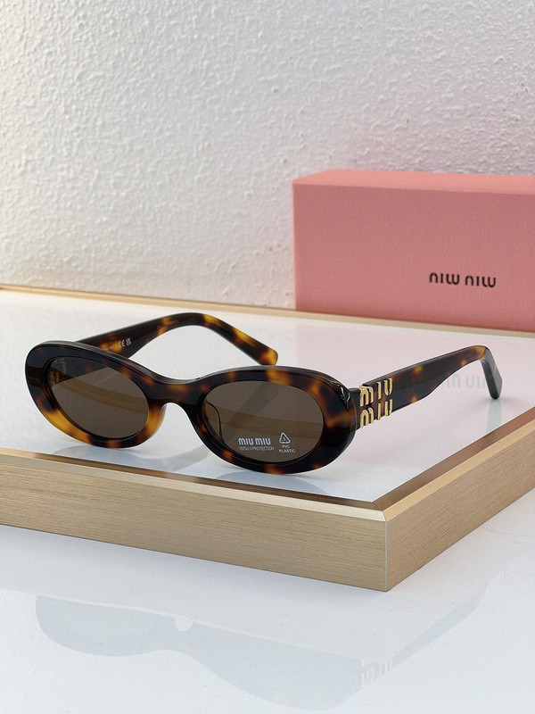 Miu Miu Sunglasses AAAA-1020