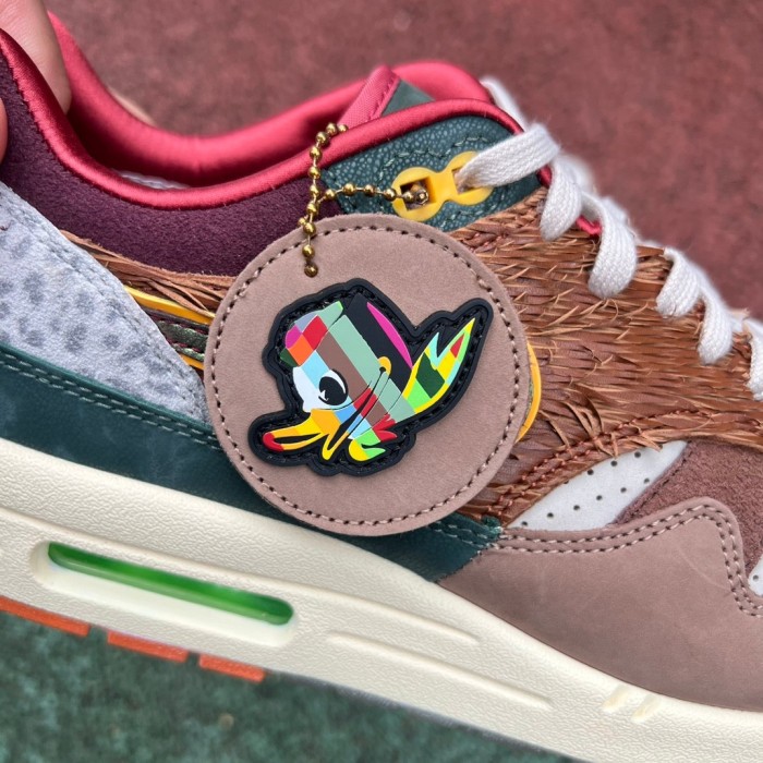 Authentic Division Street x Nike Air Max 1 Luxe “Oregon Ducks” PE