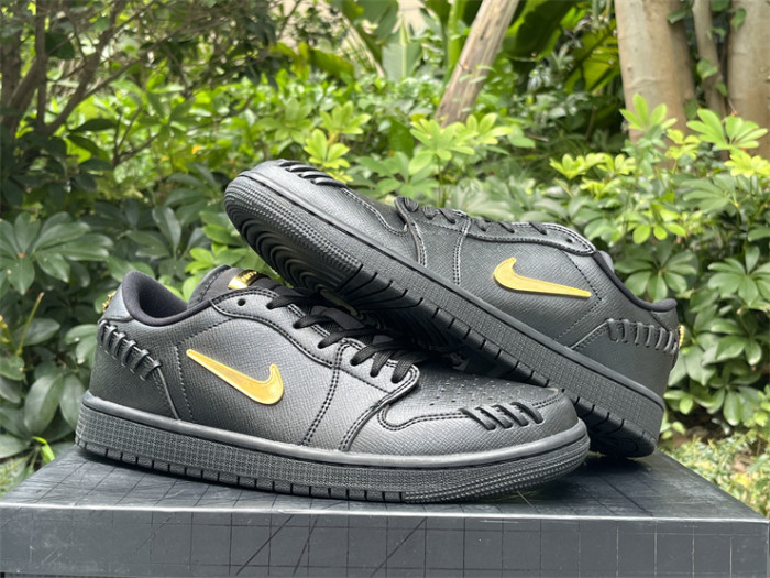 Authentic Air Jordan 1 Low Method of Make Black