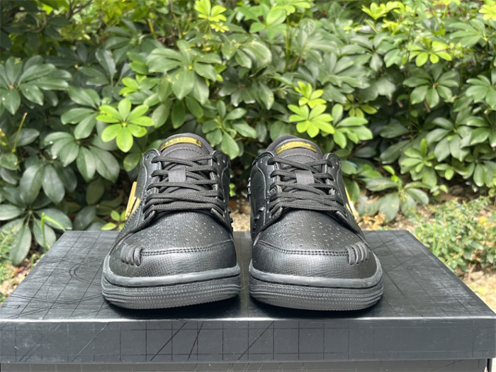 Authentic Air Jordan 1 Low Method of Make Black