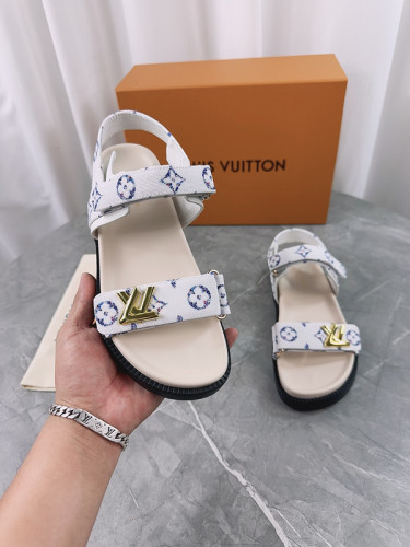 LV women Sandals 1：1 Quality-830