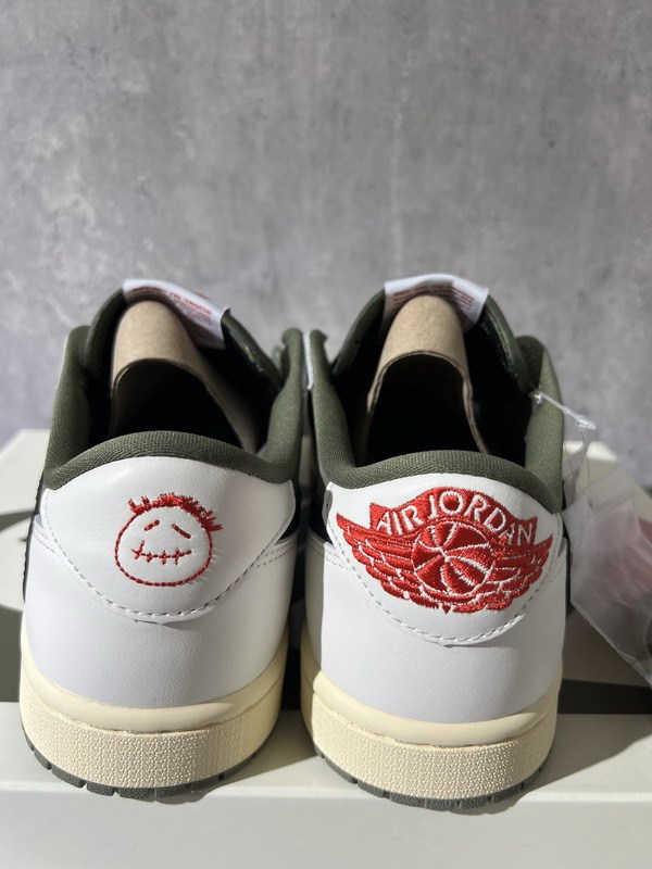 Authentic Travis Scott x Air Jordan 1 Low “Medium Olive”