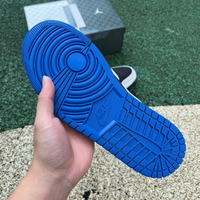 Authentic Air Jordan 1 Low Quai 54 2024