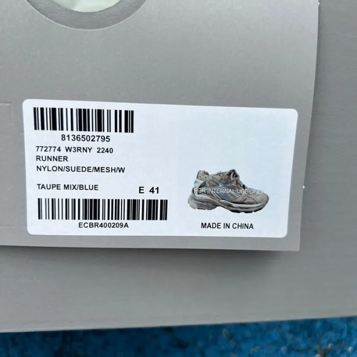 B 17FW Tripe-S High End Sneaker-544