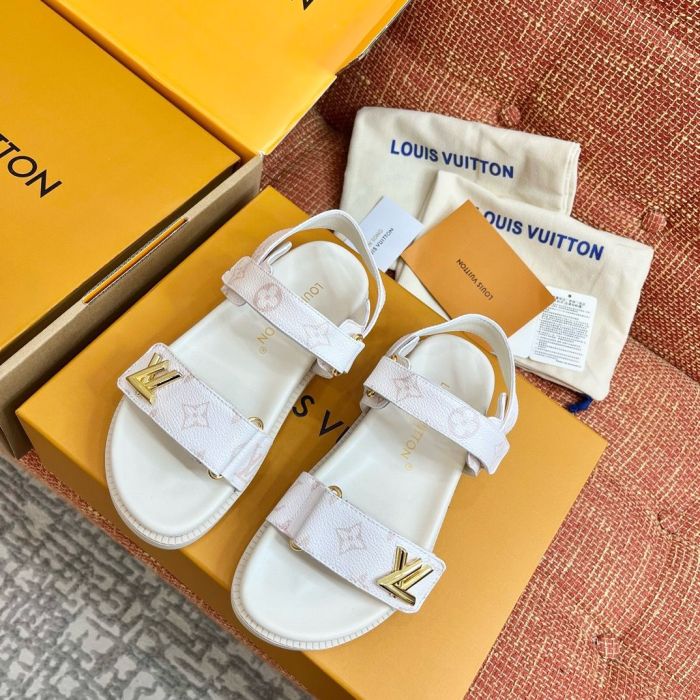 LV women Sandals 1：1 Quality-851