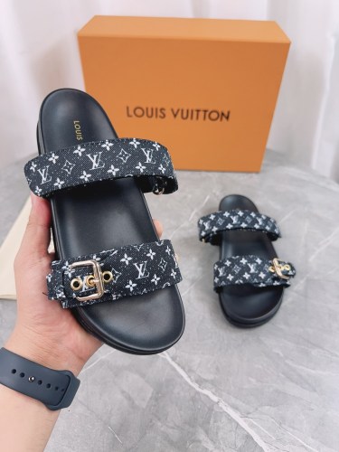 LV women Sandals 1：1 Quality-863