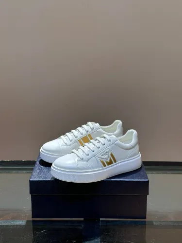 Super Max Prada Shoes-300