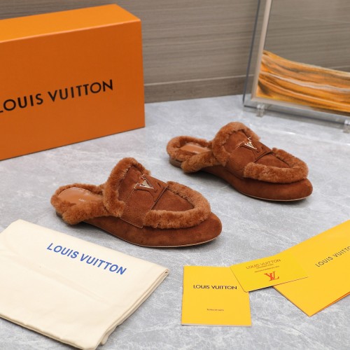 LV women Sandals 1：1 Quality-869