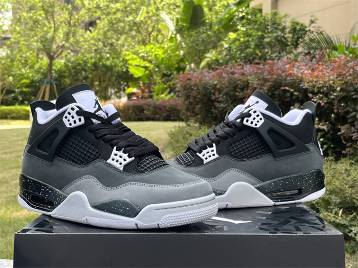 Authentic Air Jordan 4 “Fear” 2024