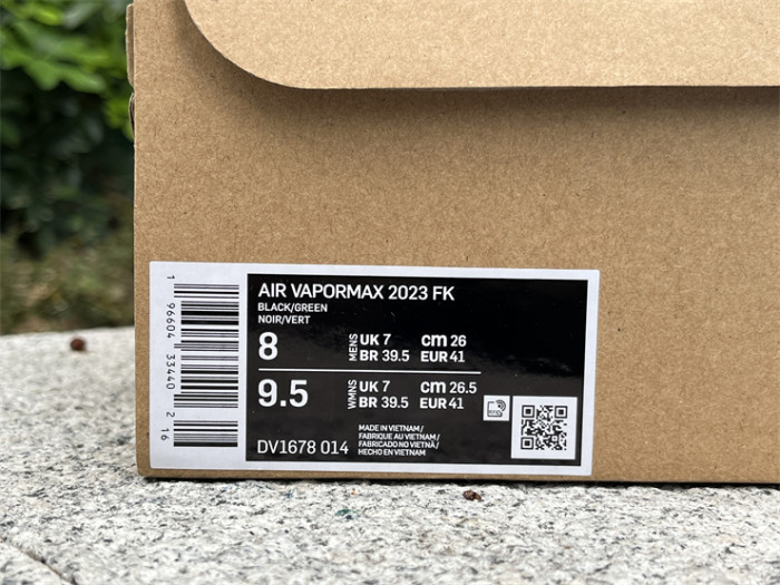 Authentic Nike Vapormax Flyknit Multicolor