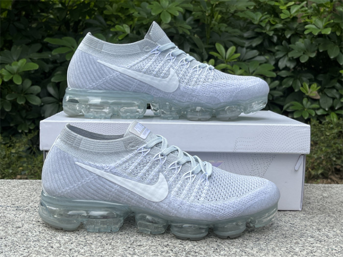 Authentic Nike Air VaporMax Triple White