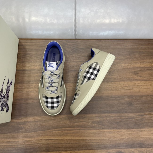 Super Max Burberry Shoes-035
