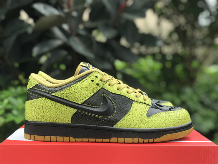 Authentic Nike Dunk Low “Halloween” 2024