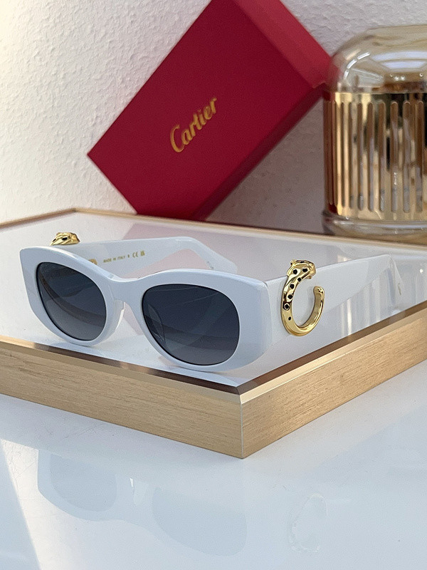 Cartier Sunglasses AAAA-6682