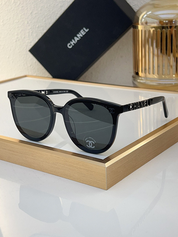 CHNL Sunglasses AAAA-4228