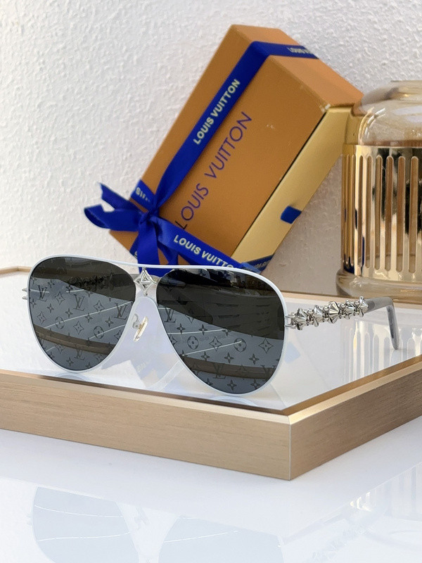 LV Sunglasses AAAA-4674
